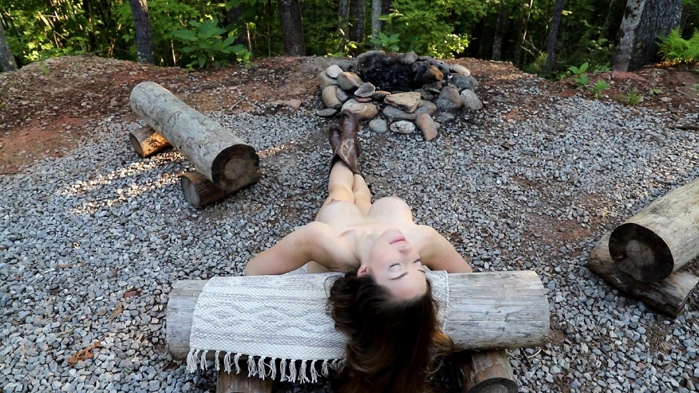 Abby Opel Nude Boots Outdoors Onlyfans Video Leaked