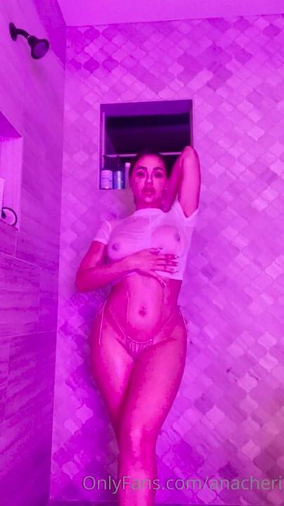 Ana Cheri Wet T-Shirt Dance Onlyfans Video Leaked