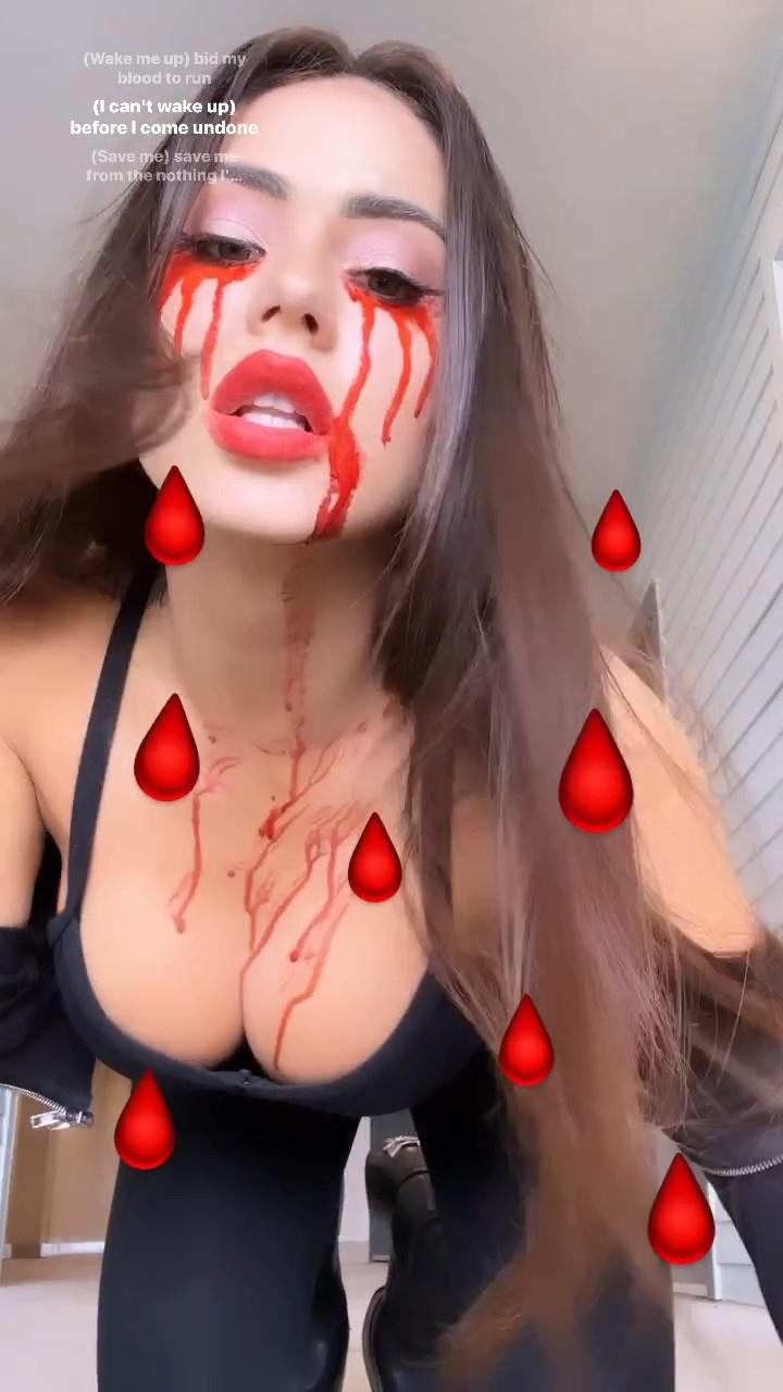 Giovanna Eburneo Zombie Bodysuit Costume Video Leaked