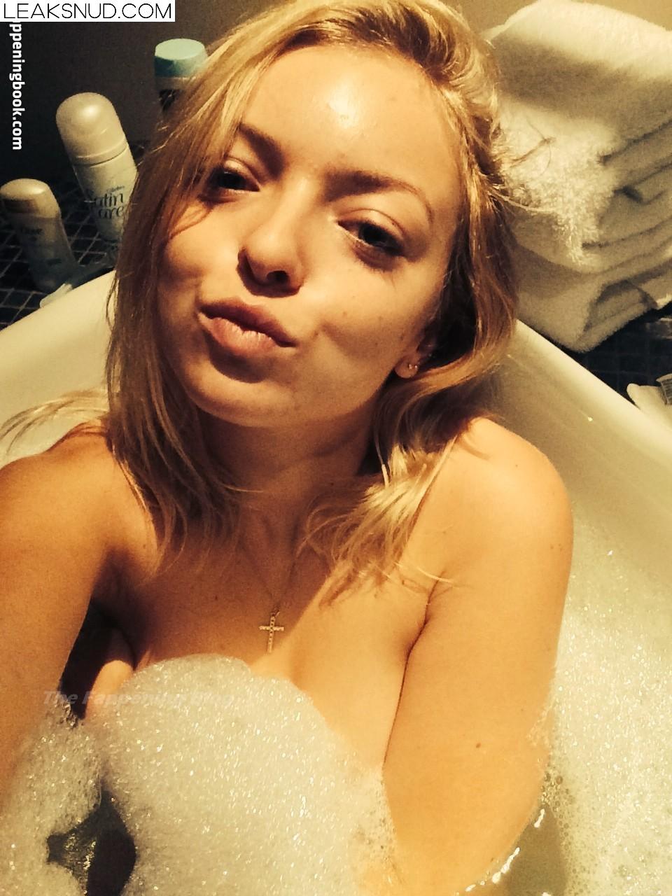 Francesca Eastwood Leaks Photos Nude Onlyfans - EroMe