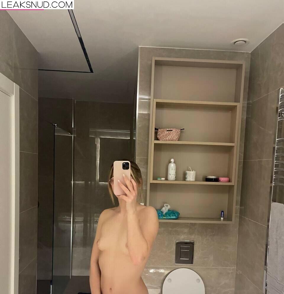 Emmaauwuw Leaks Photos Nude Onlyfans - EroMe